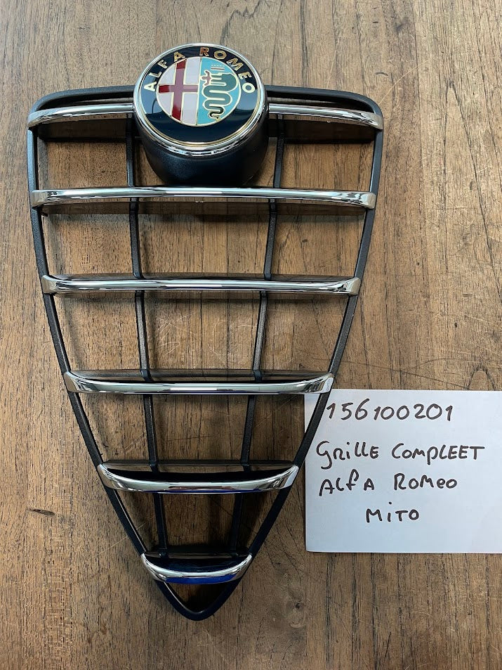 156100201 Alfa Romeo Mito Kühlergrill