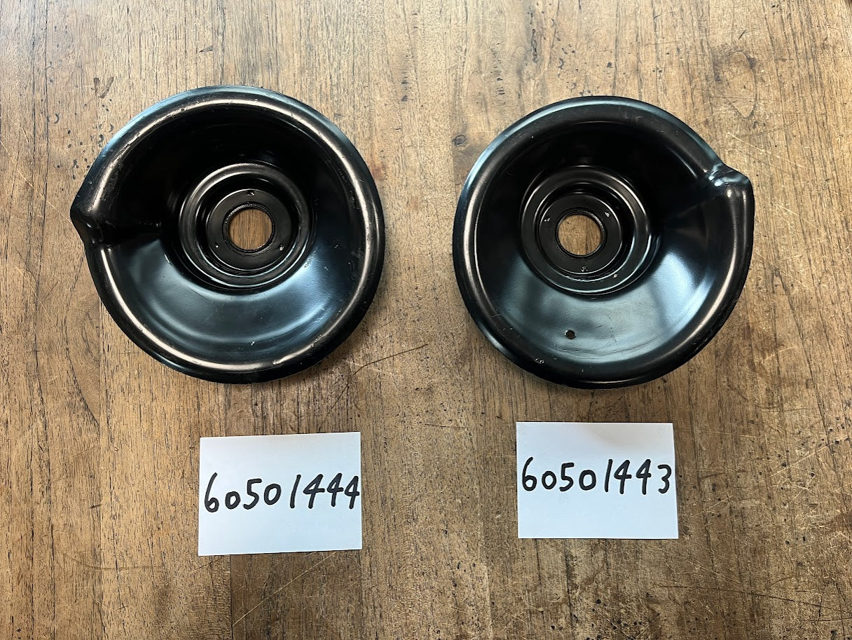 60501443 / 60501444 Alfa Romeo 33/164 Veerschotel set