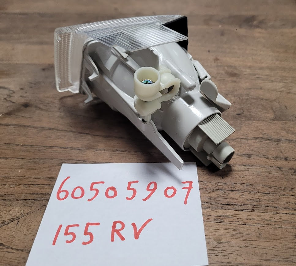 60505907 Alfa Romeo 155 front right indicator