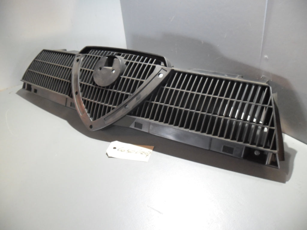 60506207 Alfa 155 grille