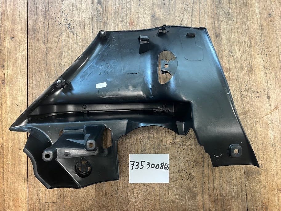 735300865 Alfa Romeo 147 Hoedenplank steun