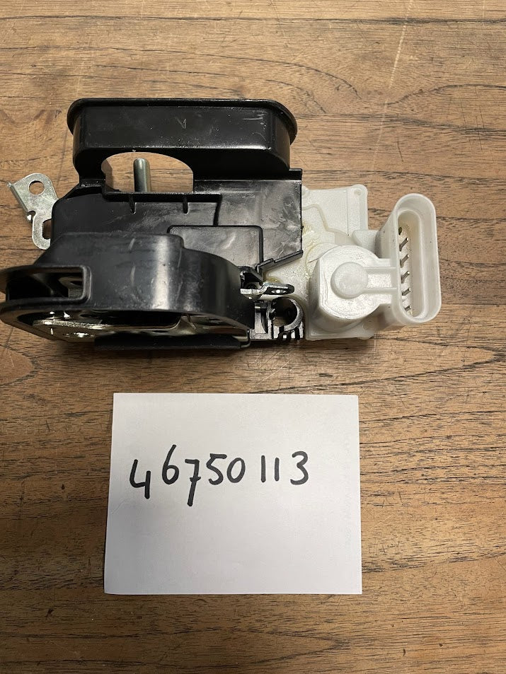 46750113 Fiat Multipla door lock L/R