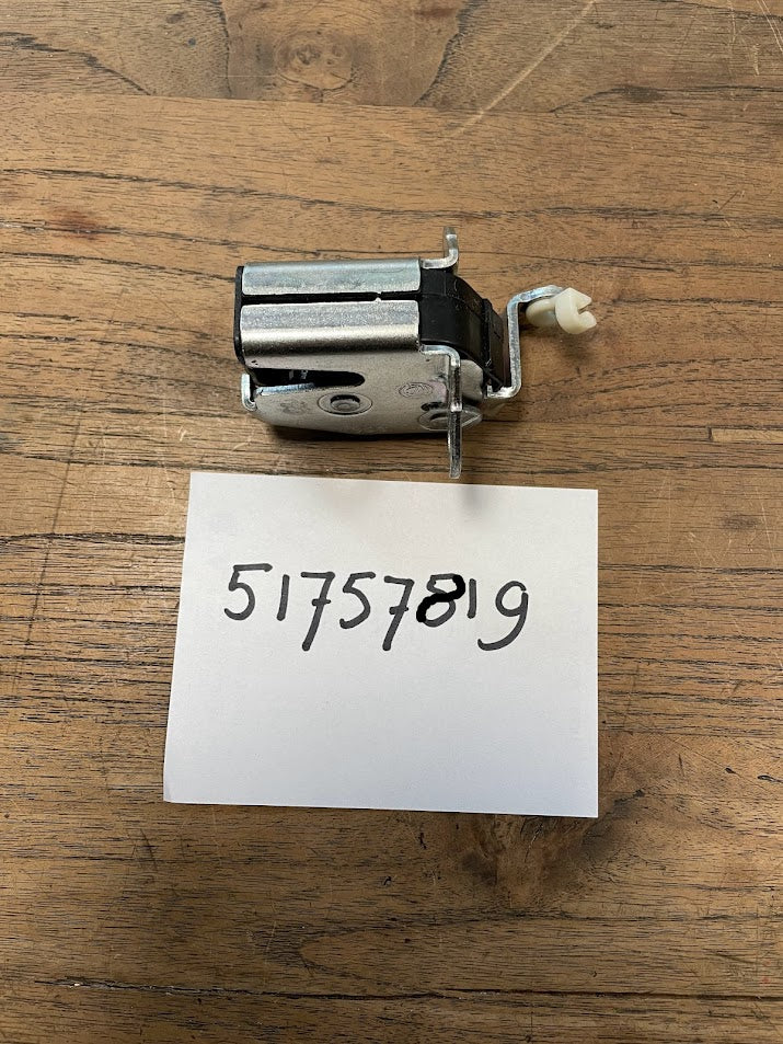 51757819 Fiat Doblo Schloss links oben