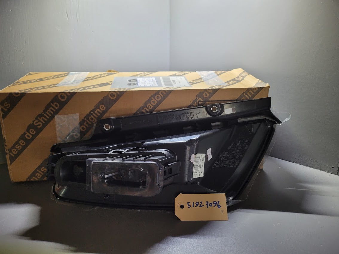 51927096 Fiat Punto Grande right taillight