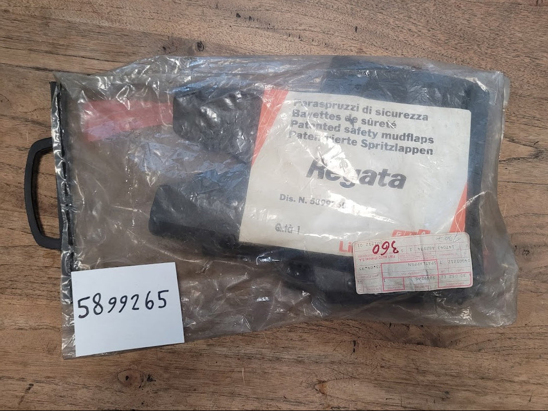 5899265 Fiat Regata Schmutzfänger-Set