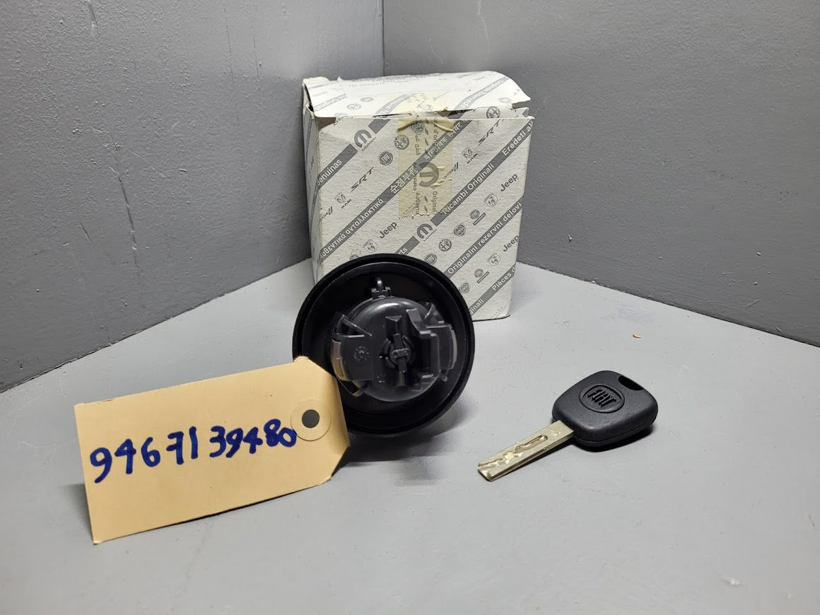 9467139480 Fiat Ulysse fuel cap + 2 keys