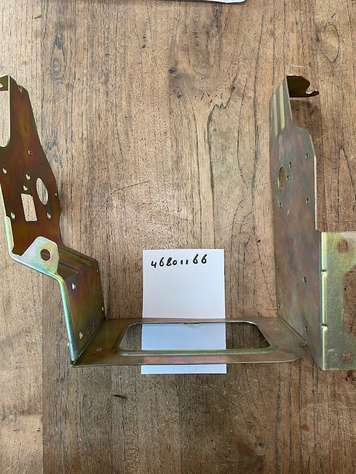 46801166 Lancia Lybra mounting bracket