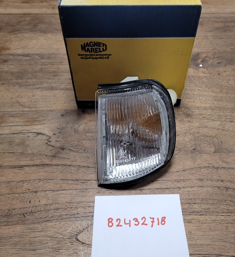 82432718 Lancia Dedra Blinker links vorne 89-94