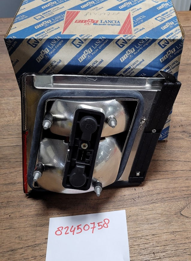 82450758 Lancia Dedra taillight left