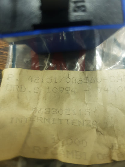 363302115 diverse Maserati modellen Richtingaanwijzer relais