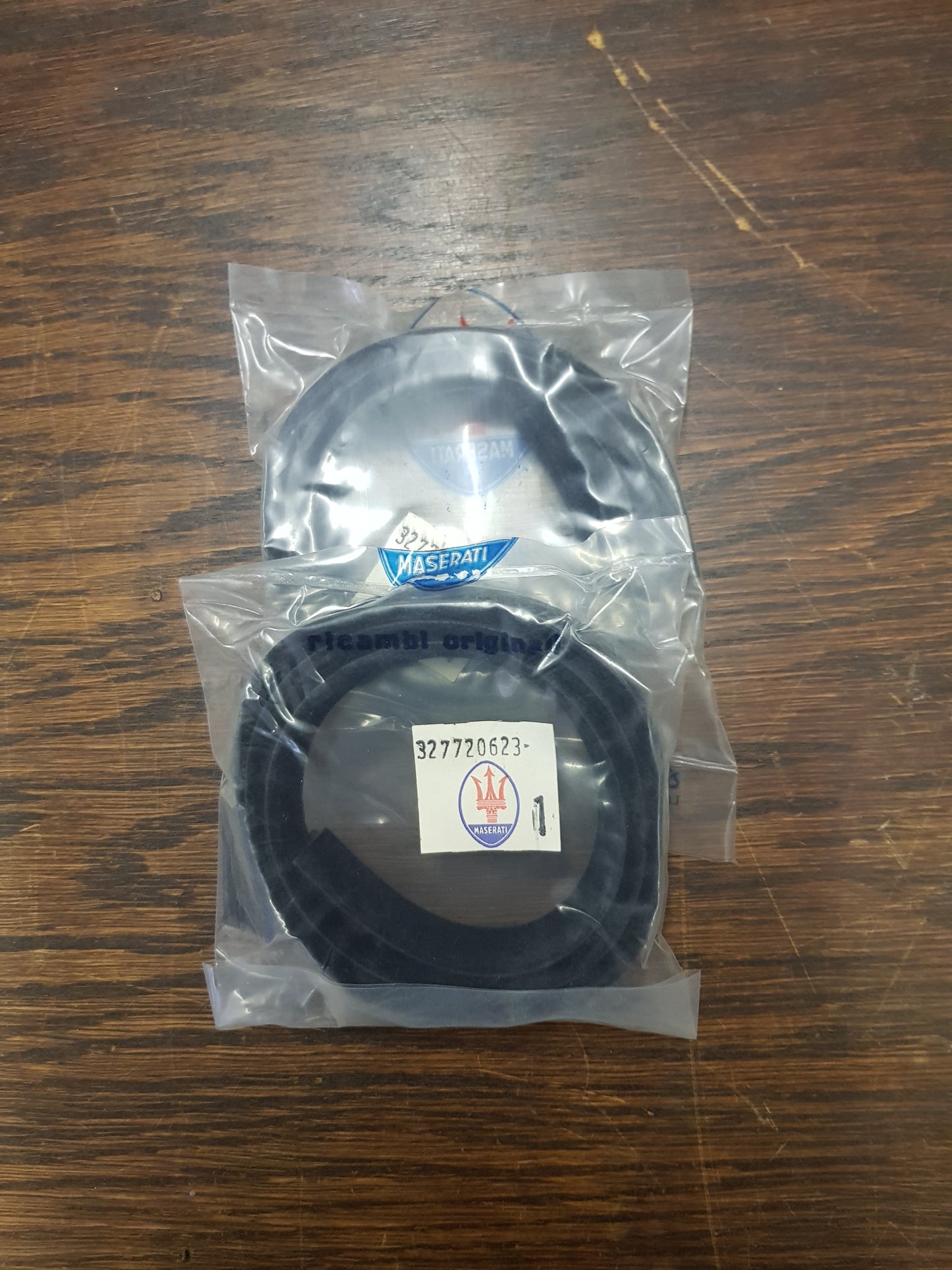 327720623 diverse Maserati modellen Pakking waterkeerring