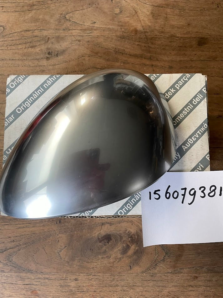 156079381 Alfa Romeo 147 spiegelkap