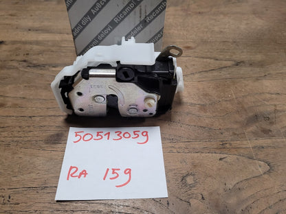50513059 Alfa Romeo 159 portierslot rechtsachter