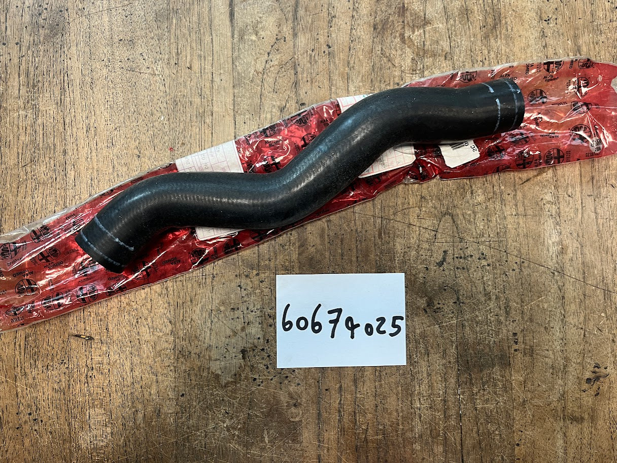 60674025 Alfa Romeo 156 Bovenste radiateurslang