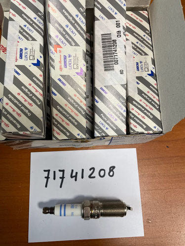 71741208 Alfa Romeo 159 / Brera / Spider 3.2 v6 Bougies set van 6 stuks