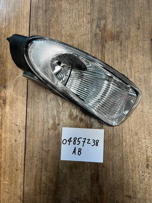 04857238AB Chrysler Voyager Mist koplamp rechtsvoor