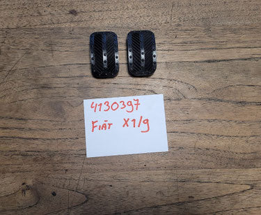 4130397 Fiat X1/9 pedaalrubber set (alleen als set te koop!)