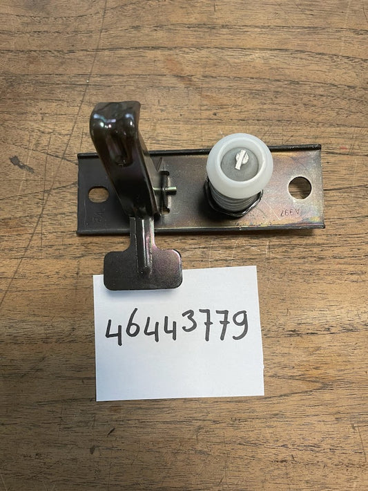 46443779 Fiat Barchetta motorkaphaak