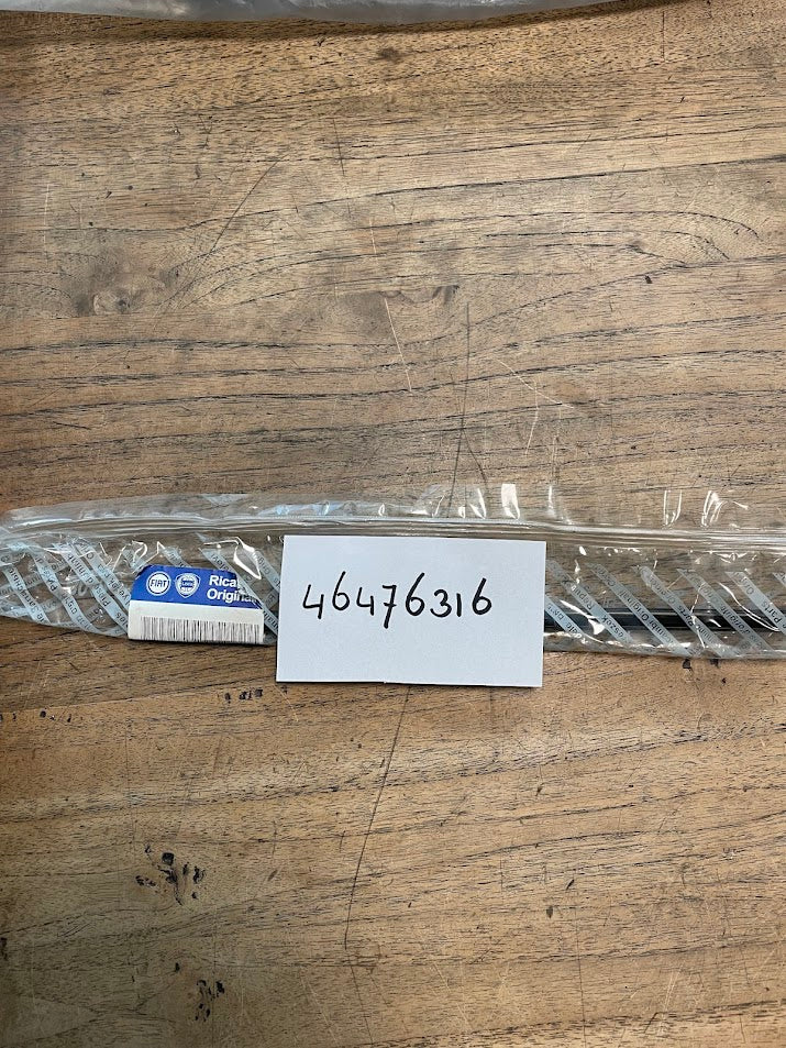 46476316 Fiat Barchetta koplamprubber