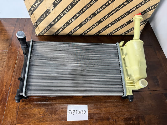 51773189 / 51773190 Fiat Panda radiateur