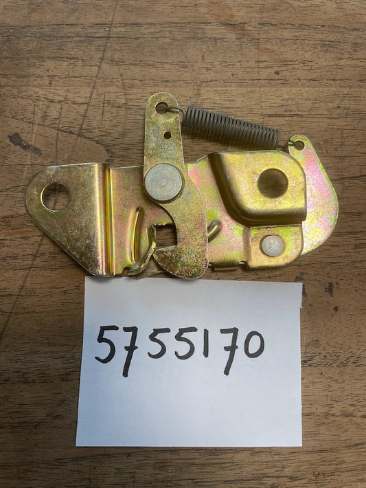 5755170 Lancia Y/Fiat Panda motorkapslot