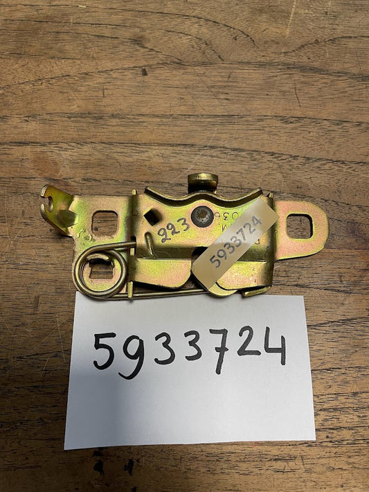 5933724 Fiat 127 slotvanger motorkap