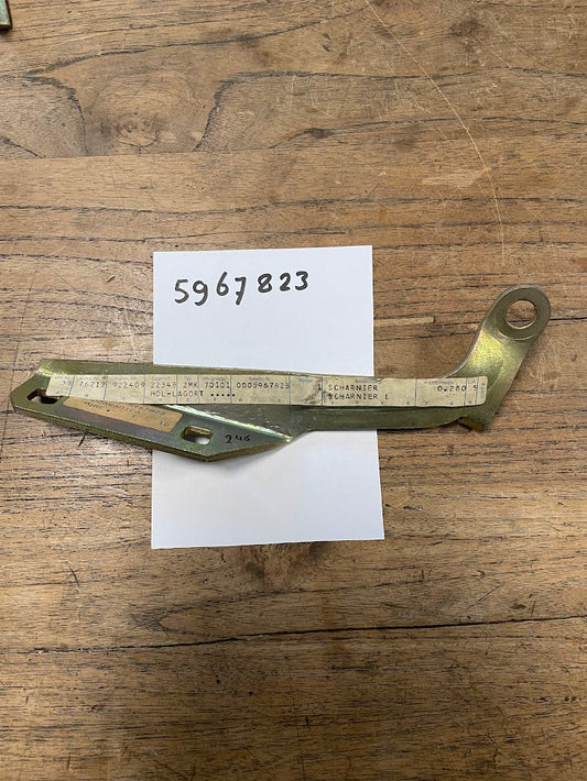 5967823 Fiat Fiorino motorkap slot