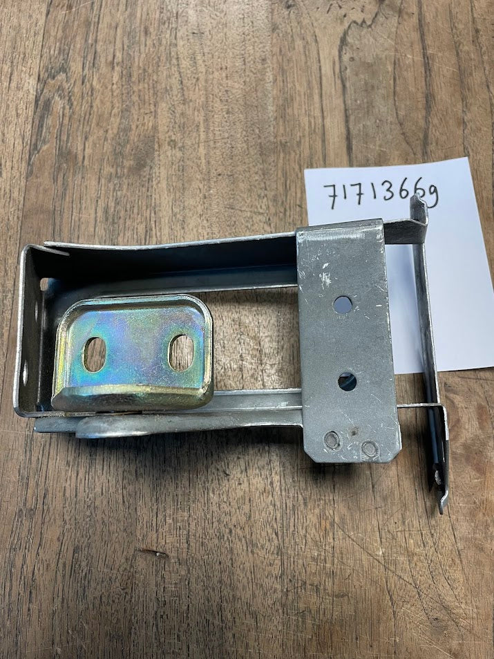 71713669 Fiat Marea scharnier achter bumper