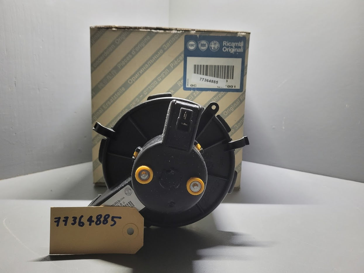 77364885 Fiat 500/Panda kachel motor