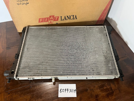 82443114 / 82421183 Fiat Croma 2.5 Turbo Diesel radiateur