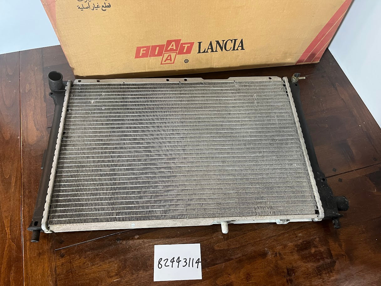 82443114 / 82421183 Fiat Croma 2.5 Turbo Diesel radiateur