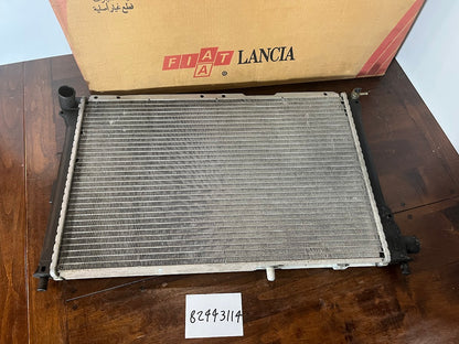 82443114 / 82421183 Fiat Croma 2.5 Turbo Diesel radiateur