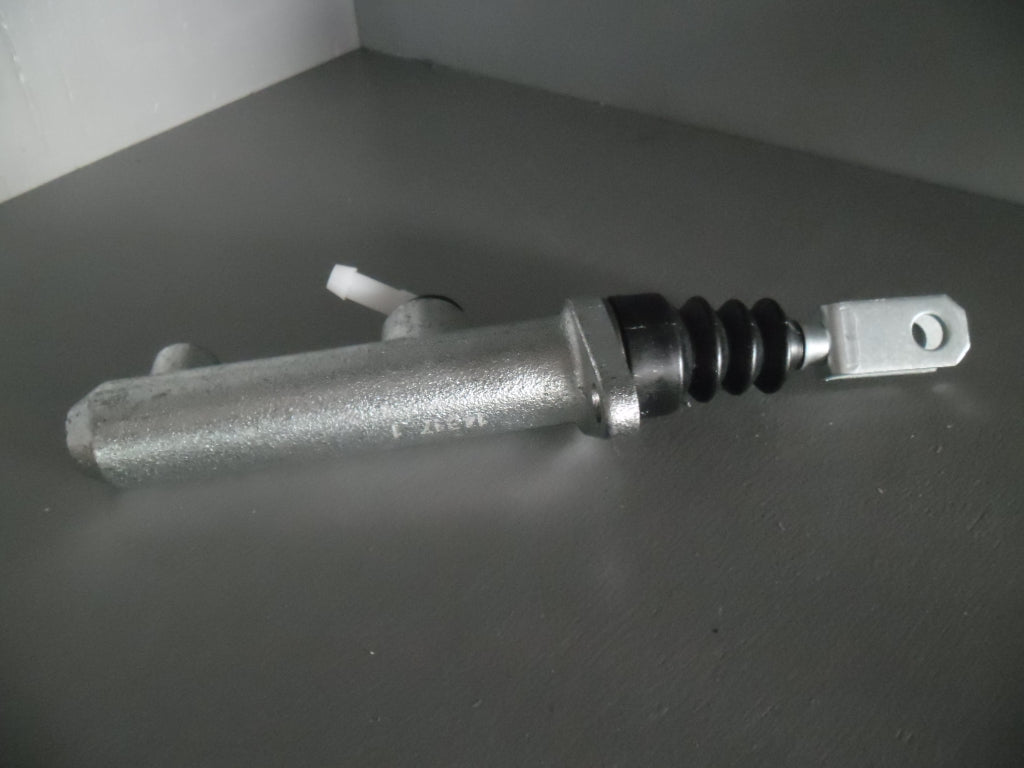 71738463 hoofd koppeling cylinder Lancia Thema 8.32
