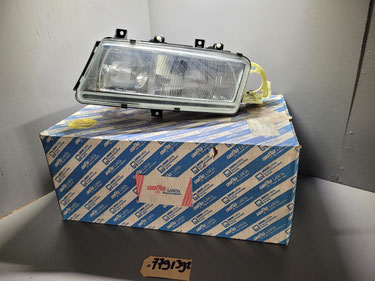 7791392 Lancia Delta koplamp links