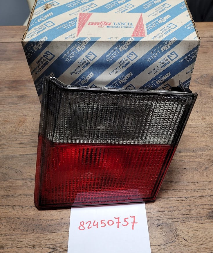 82450757 Lancia Dedra achterlicht rechts